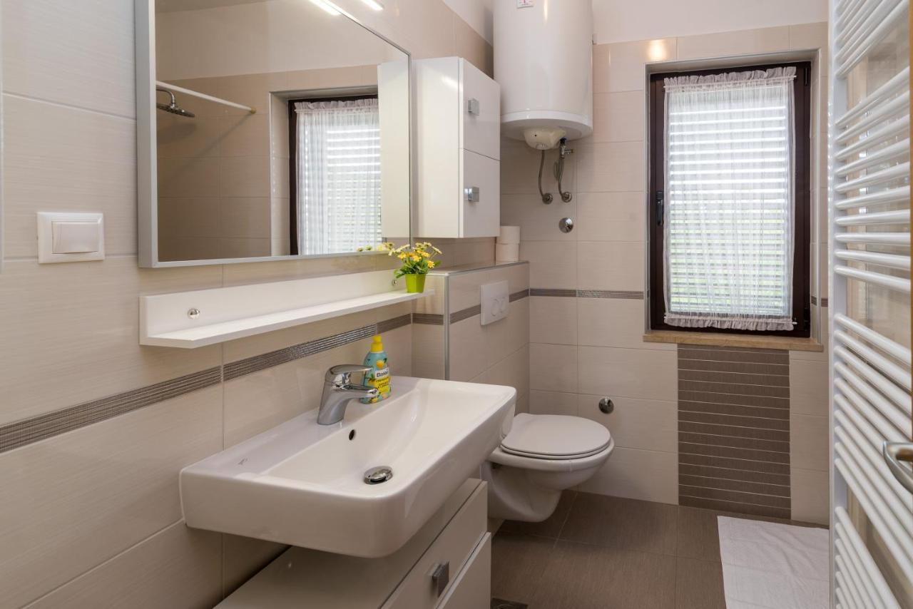 Apartman Ana Bajcici Exteriör bild