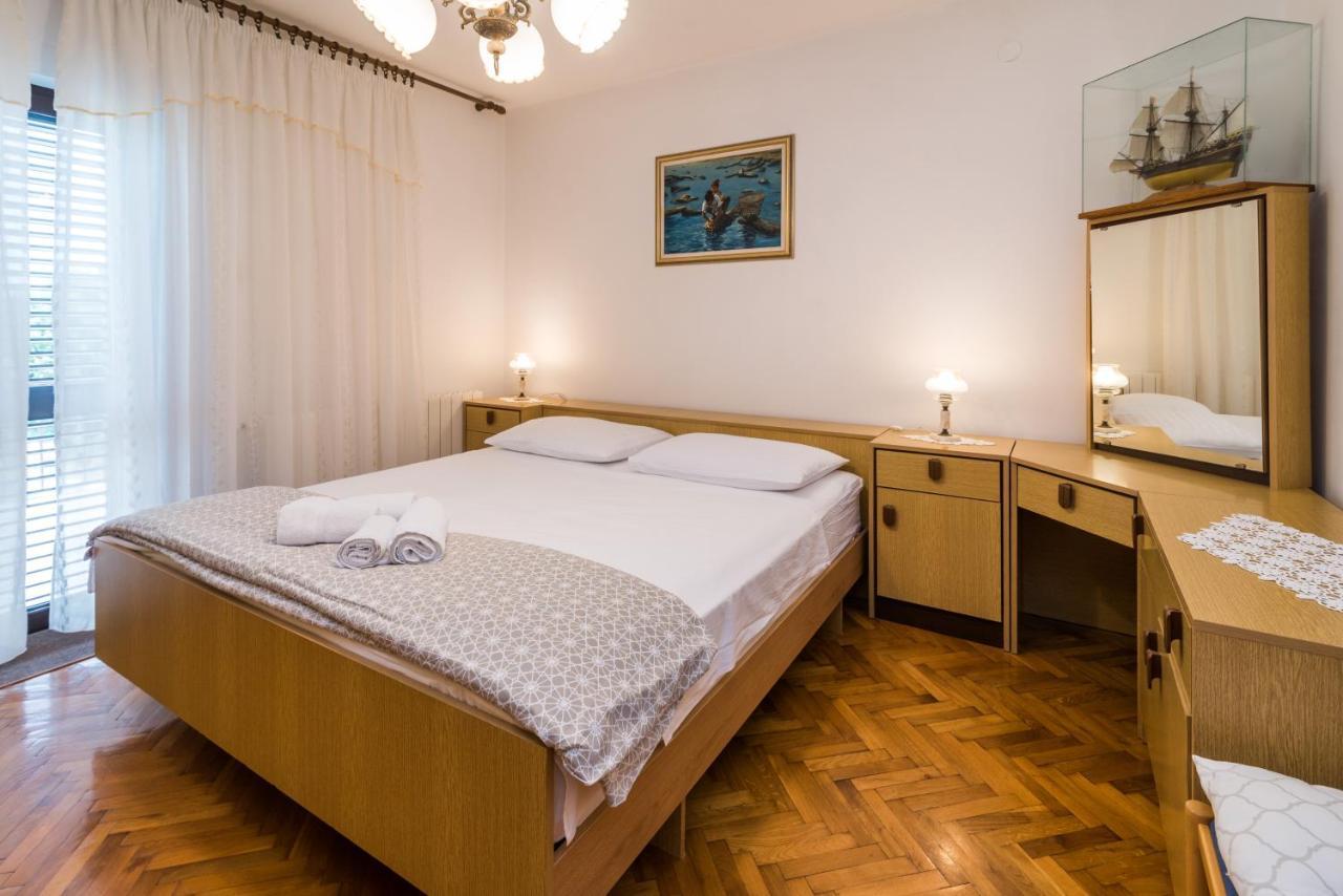 Apartman Ana Bajcici Exteriör bild